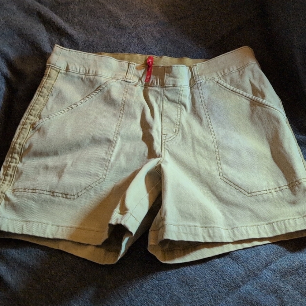 SPANX Women's Cargo Shorts in Tan